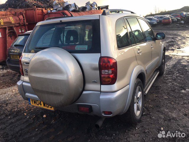 Разбор на запчасти Toyota RAV 4 2000-2005