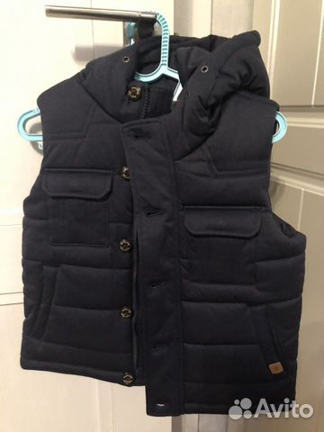 Детская жилетка Massimo Dutti (новая) Детская жилетка Massimo Dutti (новая)