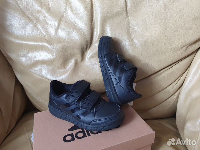 Новые детские кроссовки Adidas 28 р Новые детские кроссовки Adidas 28 р