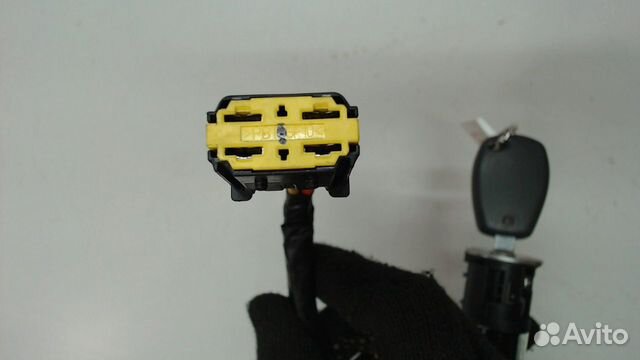 Замок зажигания Dacia Logan, 2010 Замок зажигания Dacia Logan, 2010