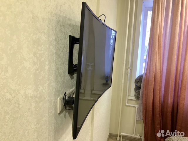SAMSUNG UE49NU7300U