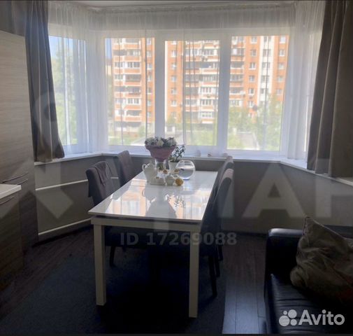 Стол большой обеденный 1,6м Стол большой обеденный 1,6м