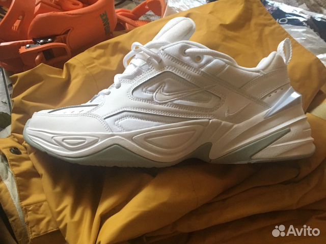 Nike M2K tekno