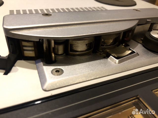 Катушечный магнитофон Studer Revox C270 Катушечный магнитофон Studer Revox C270