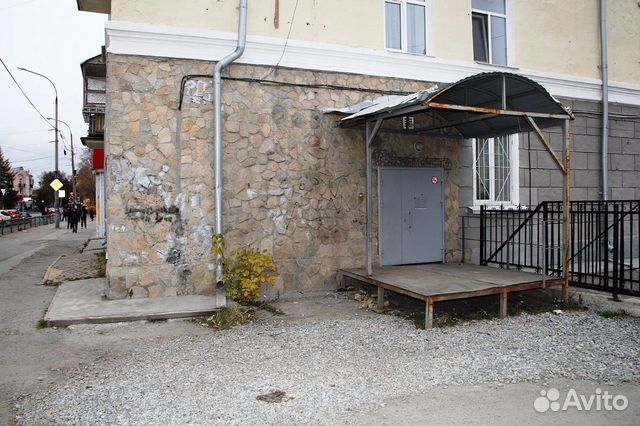 Помещение свободного назначения, 122.8 м² Помещение свободного назначения, 122.8 м²