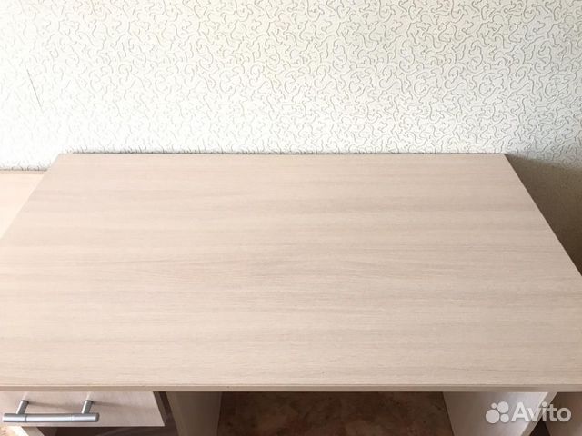 Стол письменный