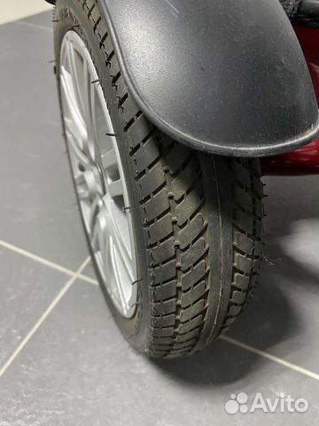Велосипед детский трёхколёсный Bentley красный Нов