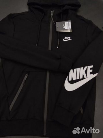 Nike спортивный костюм Nike спортивный костюм