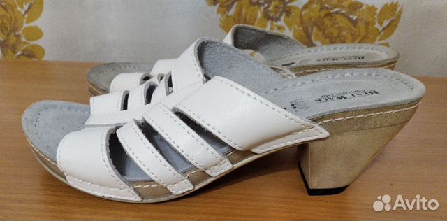 Босоножки натур.кожа и кожзам р.37,38