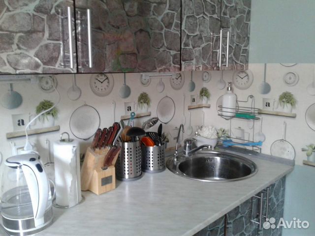1-к квартира, 42 м², 1/3 эт.