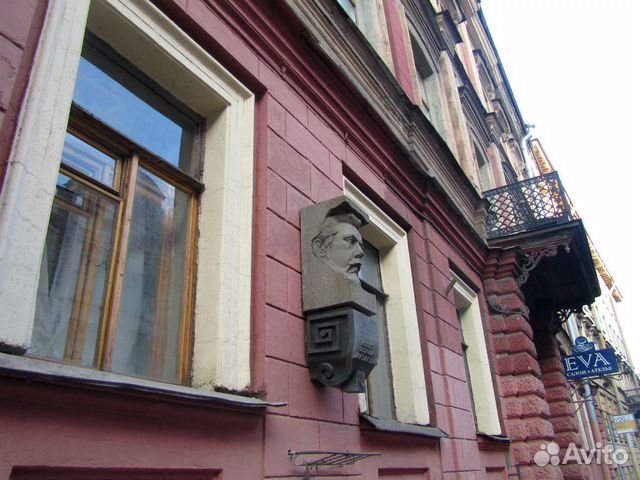 4-к квартира, 131.2 м², 2/5 эт.