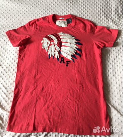 Футболка Abercrombie & Fitch
