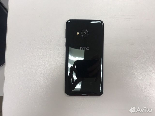 Телефон HTC U play (3П4) Телефон HTC U play (3П4)