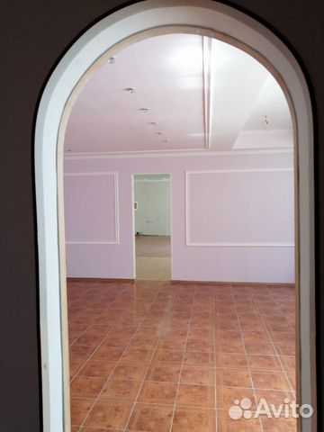 Переуступка права аренды с правом выкупа 150,9 м2