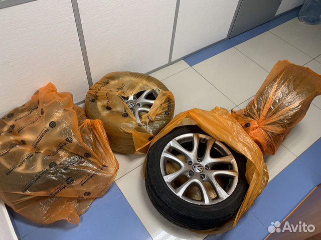 Колёса в сборе R17 VW оригинал. Датчики давления