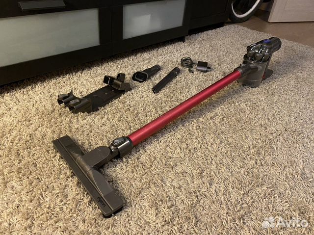 Dyson DC45 (+ насадки) Dyson DC45 (+ насадки)