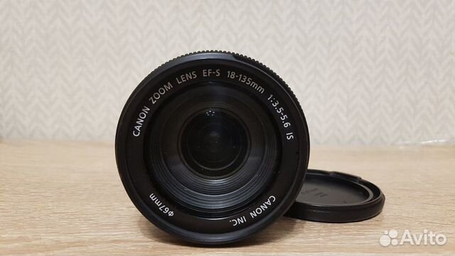 Canon EF-S 18-135mm f/3.5-5.6 IS