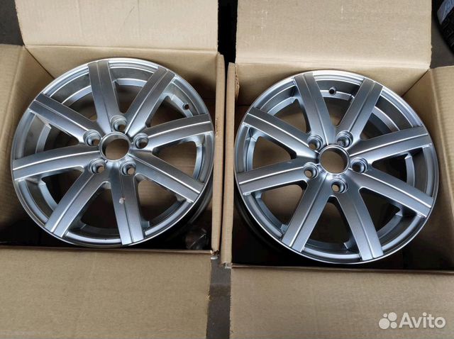 Диски новые литые R14 LU на Volkswagen