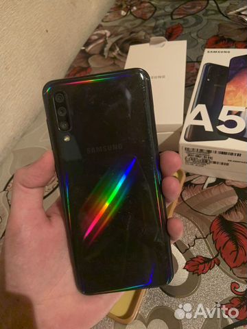 Телефон Samsung А50 Телефон Samsung А50