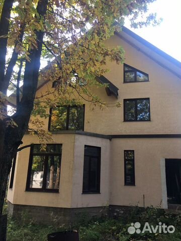 Дом 170.5 м² на участке 9 сот.