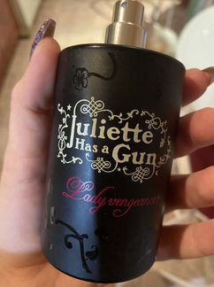 Juliette has a gun