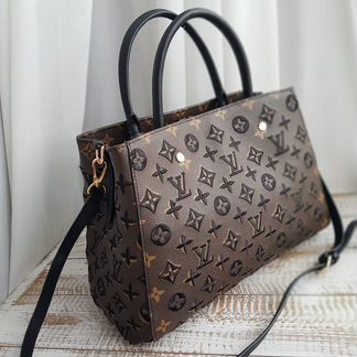 Сумка Louis Vuitton