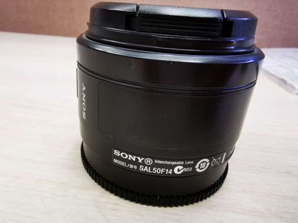 Sony 50mm f1. 4 sal50f14