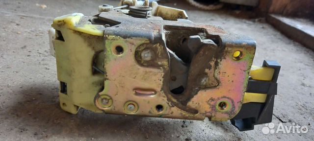 Замок двери Ford Focus 1 USA