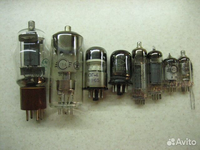 Лампы и лампочки СССР