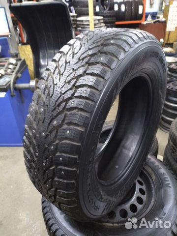Nokian Tyres Hakkapeliitta 9 SUV 235/65 R17