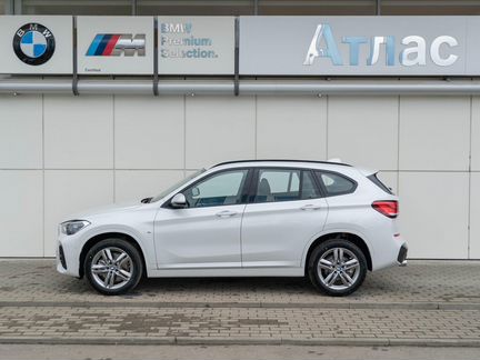 BMW X1 2.0 AT, 2022