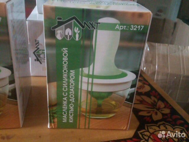 Масленка с силиконовой кистью-дозатором