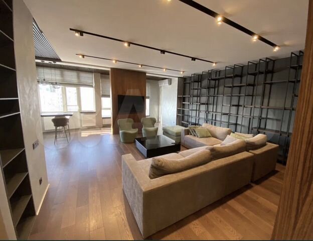 3-к. квартира, 120 м², 3/4 эт.