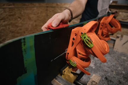 Ремонт и обслуживание сноубордов и горных лыж