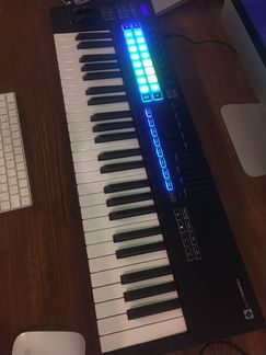 Novation Launchkey 49 (MK3) миди-клавиатура, 49 кл