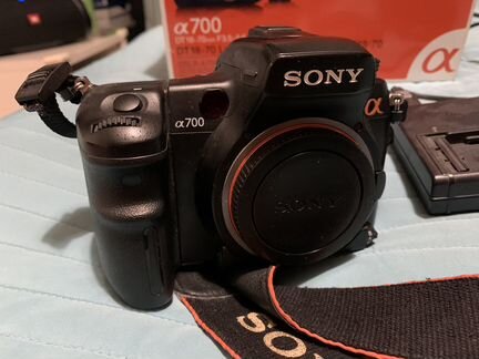 Фотоаппарат Sony Alpha 700 + китовый обектив