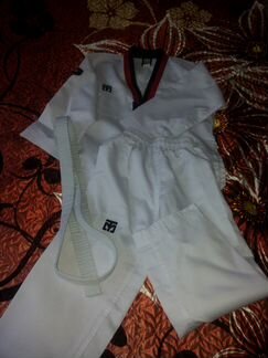 Теквондо р. 140 новый