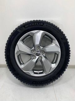 R18 Michelin X-Ice North 4 SUV 225/60, PCD 5x114.3 DIA 60.1