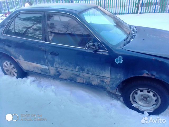 Toyota Corolla 1.5 AT, 1995, битый, 323 537 км