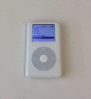 Apple iPod Classic 4th Generation White (20 GB) A1