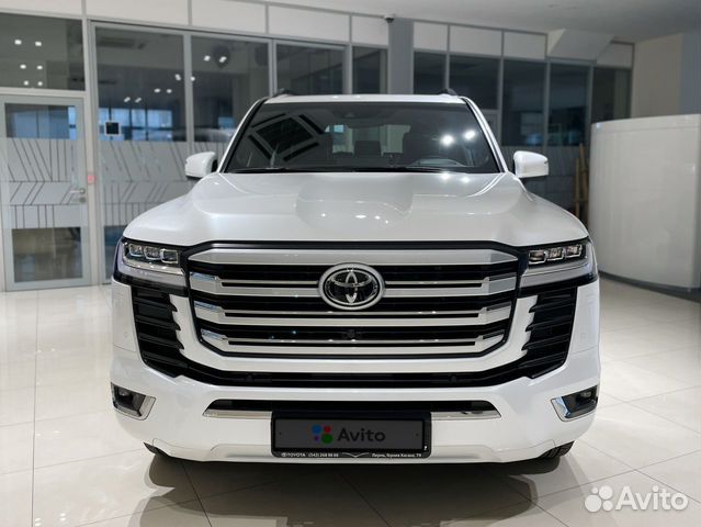 Toyota Land Cruiser 3.5 AT, 2022