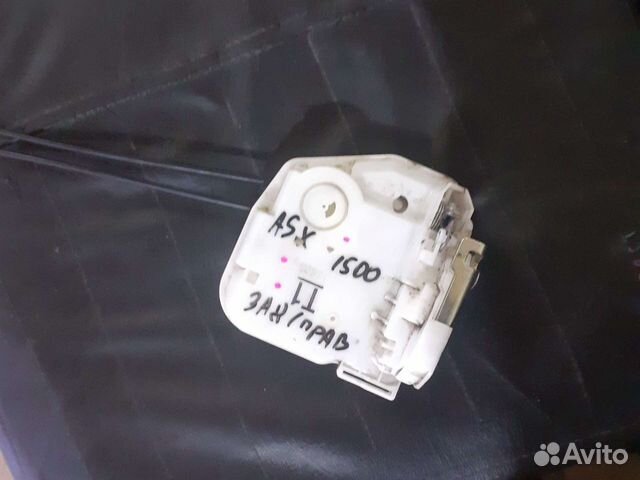 Замок двери задний правый Mitsubishi ASX