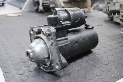 Стартер Volvo S40, V50 2.4, 2.5, 2.5 Turbo