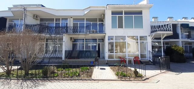 2-к. квартира, 42 м², 1/2 эт.