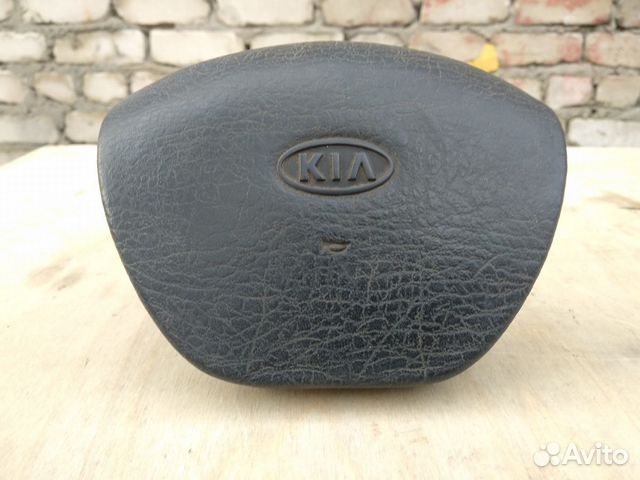 Кнопка звукового сигнала Kia Sportage 1