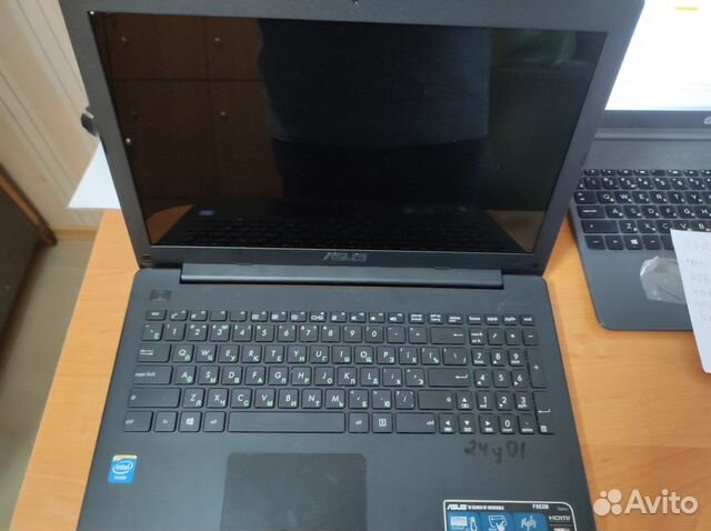 Ноутбук Asus F553M