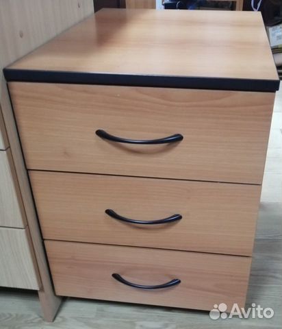 Тумба выкатная с ящиками