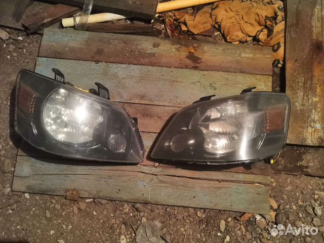 Фары оптика Т. noah. 55кузов