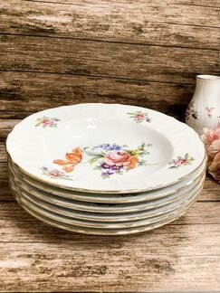 Набор глубоких тарелок 