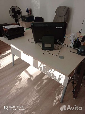 Угловой офисный письменный-компьютерный стол